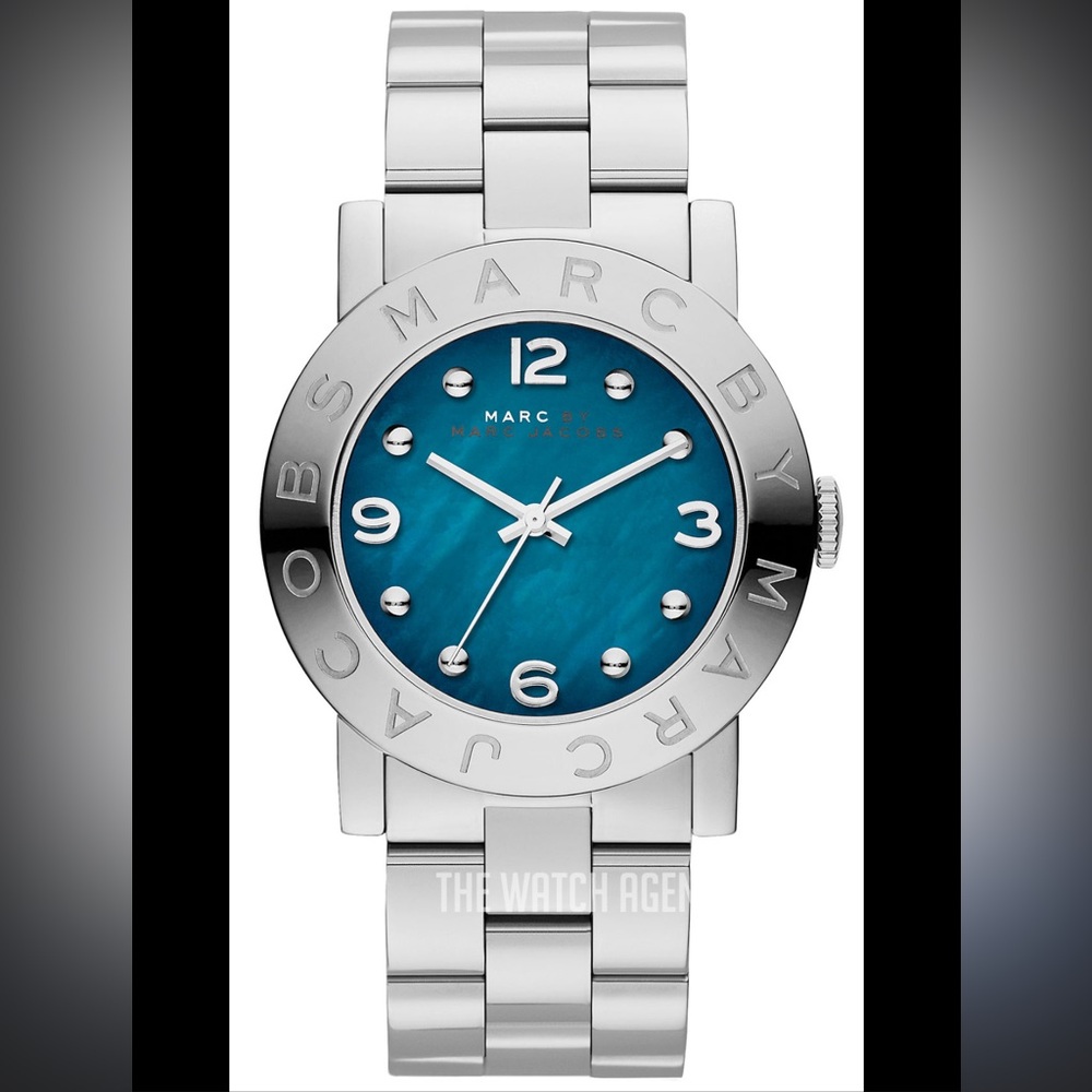 Marc Jacobs Amy Silver Timepiece with Vibrant Teal Face